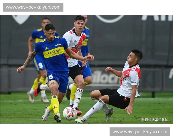 梦回米内罗：1_7，一场关于足球、宿命与工业美学的终极审判