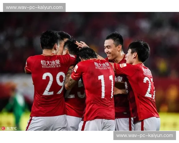 恒大vs鲁能：绿茵场上的史诗对决，燃情集锦回顾